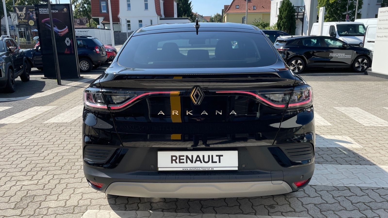 Renault Arkana TECHNO Mild Hybrid - Samsaru's Car Outlet