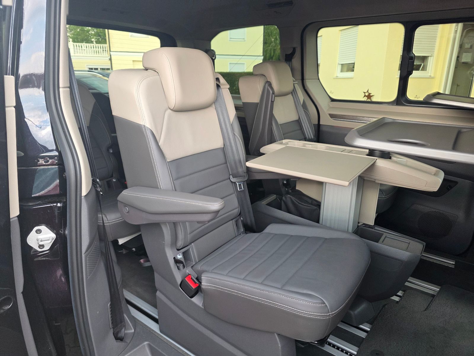Volkswagen Multivan Style eHybrid 4M AHK Sitzbelüf NP:103T€