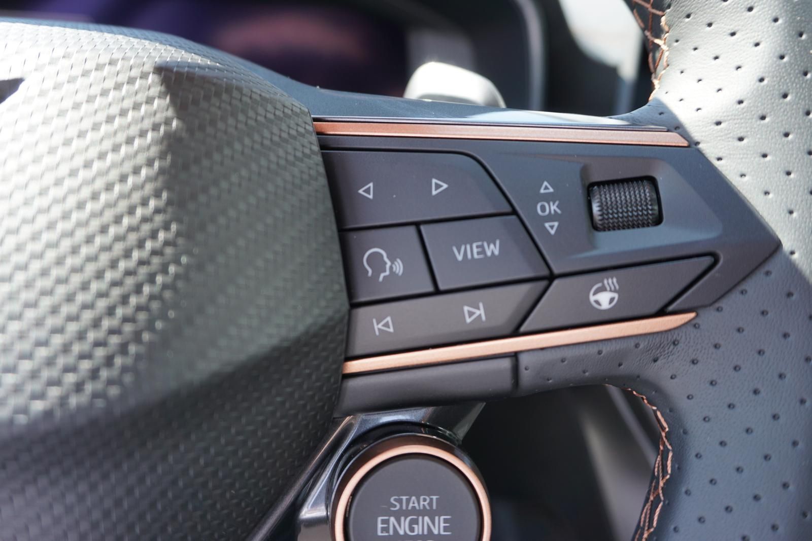 Cupra Leon Sportstourer 1.5 eTSI DSG - Samsaru's Car Outlet