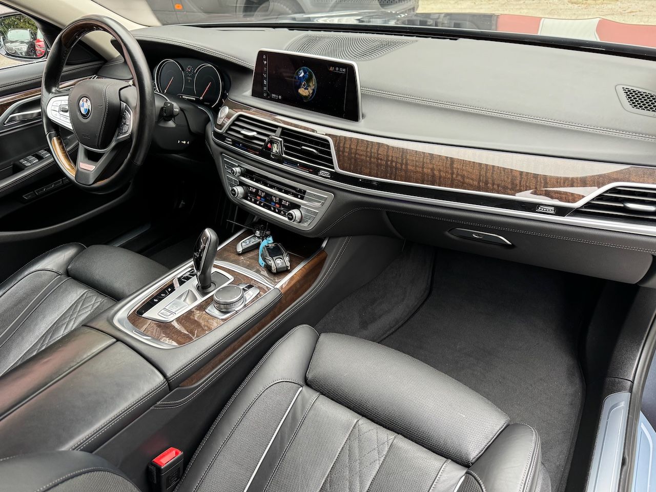 BMW 750i xDrive Individual *Laser*Belüftung*Standhei