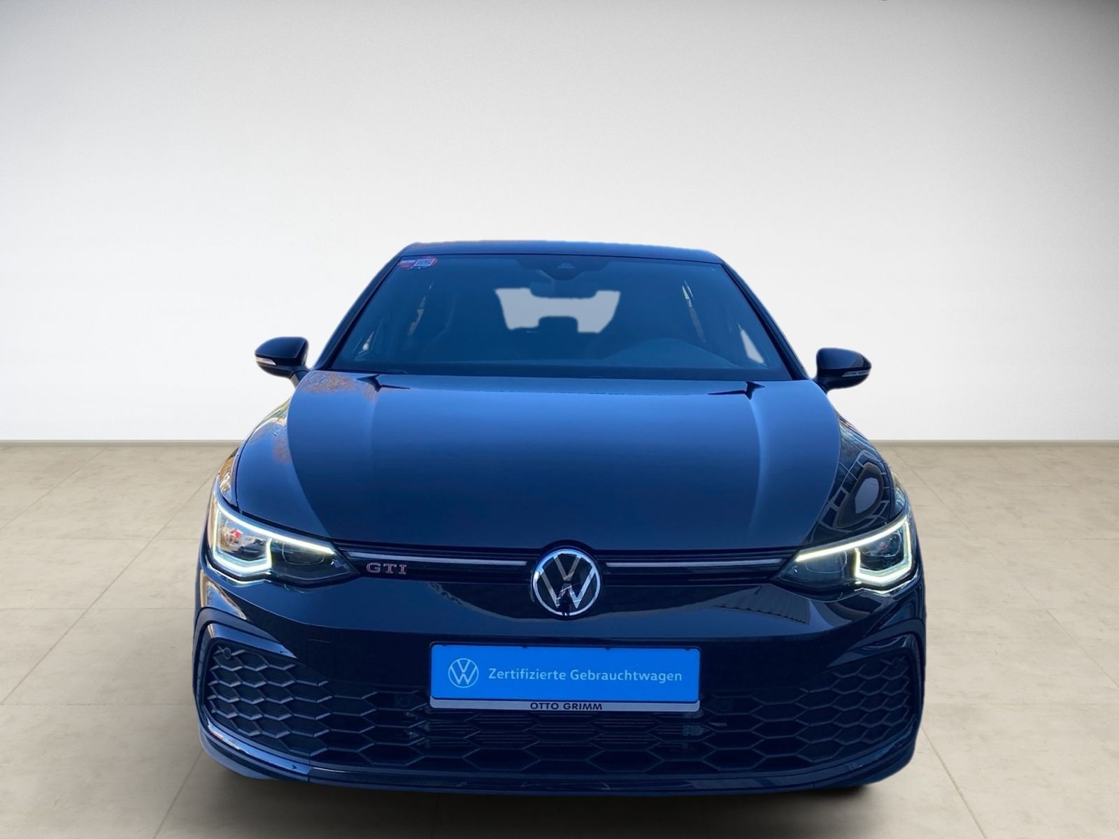 Volkswagen Golf VIII 2.0 TSI GTI DSG Black - Samsaru's Car Outlet