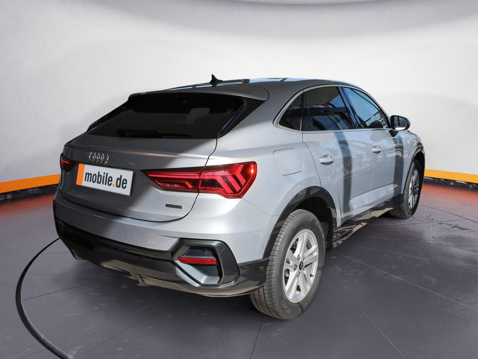 Audi Q3 Sportback 40 TDI - Samsaru's Car Outlet