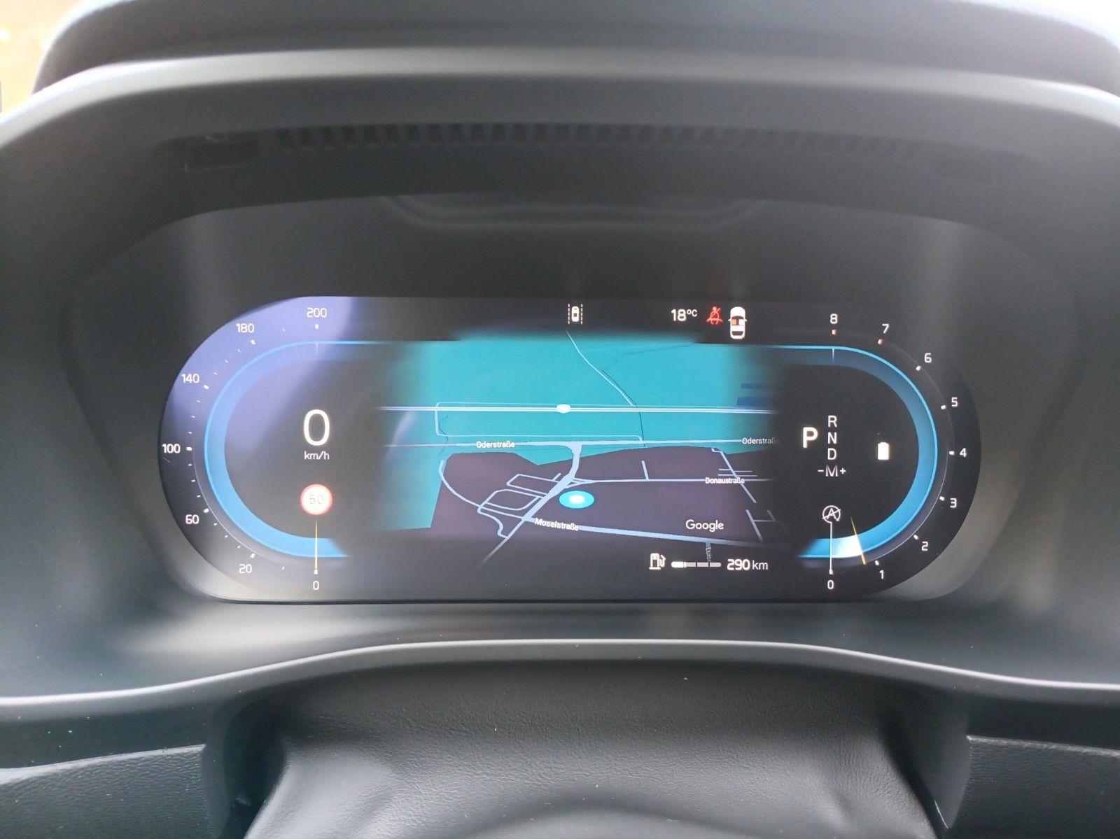 Volvo XC40 B4 Ultra 2WD - Samsaru's Car Outlet