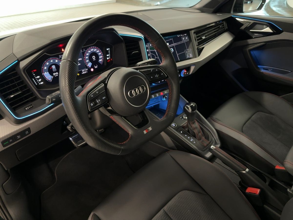 Audi A1 Sportback S line 40 TFSI S tr. LED NAVI RFK