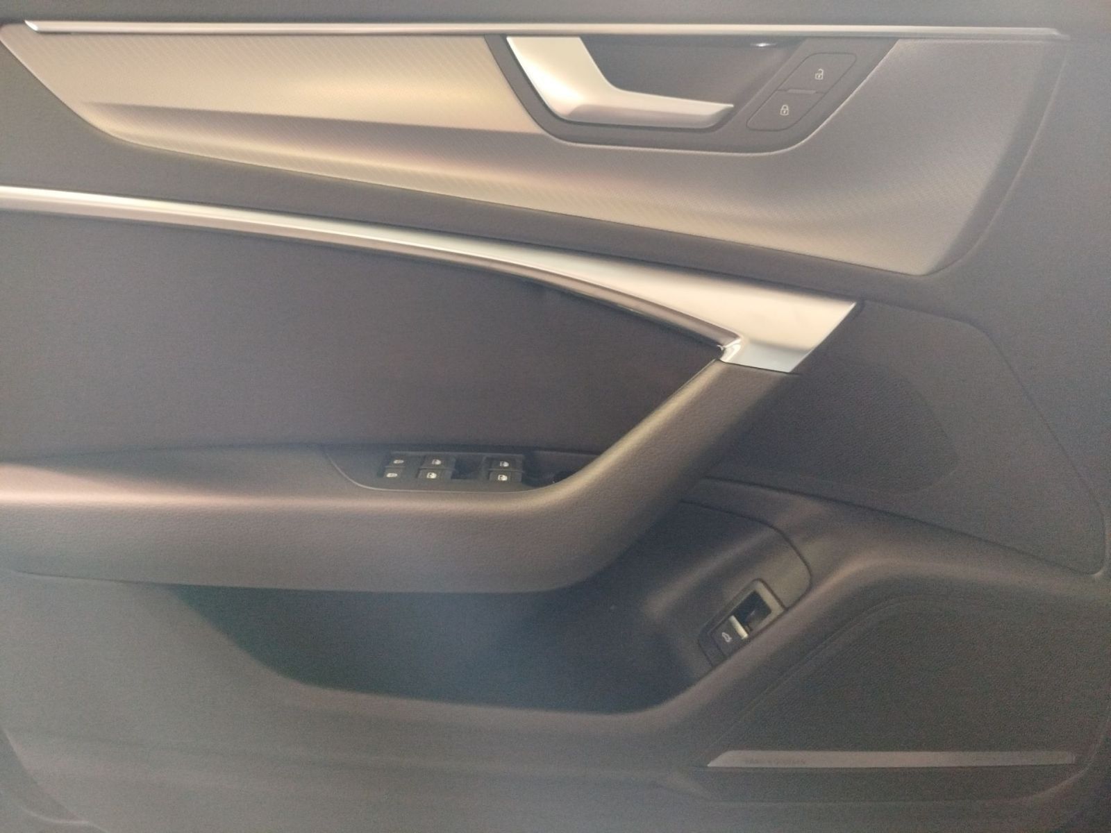 Audi A6 Avant 40 TDI quattro S tronic sport - Samsaru's Car Outlet
