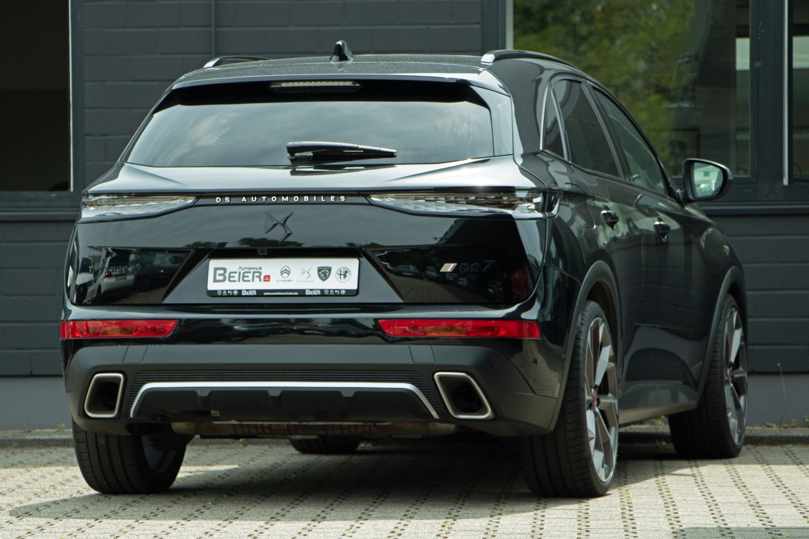DS Automobiles DS7 Crossback Hybrid 4x4 Performance Line+ Sound