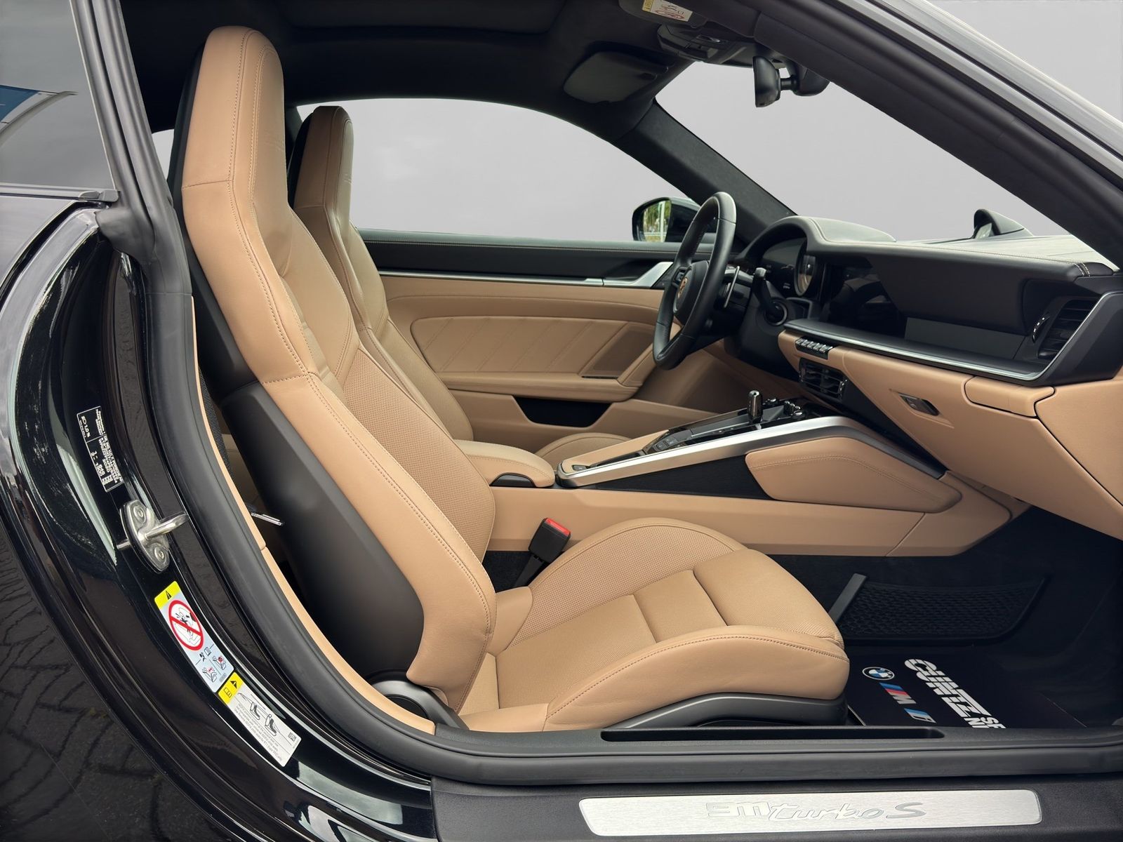Porsche 911 Turbo S Glasdach Matrix LED Bose 360° Kamera