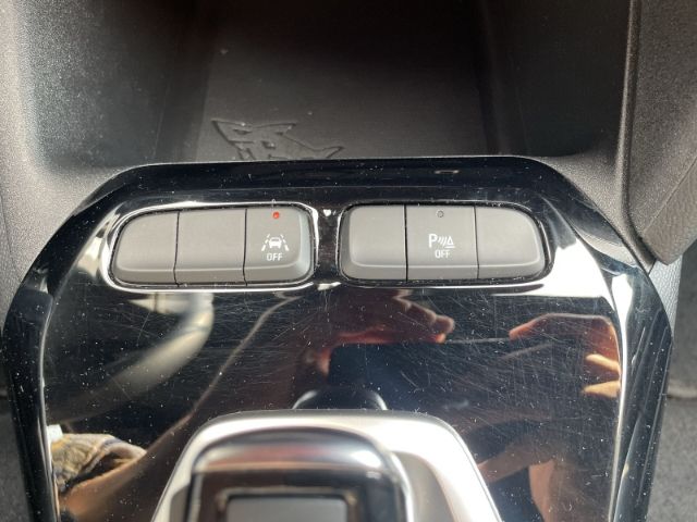 Opel Corsa-e Ultimate - Samsaru's Car Outlet