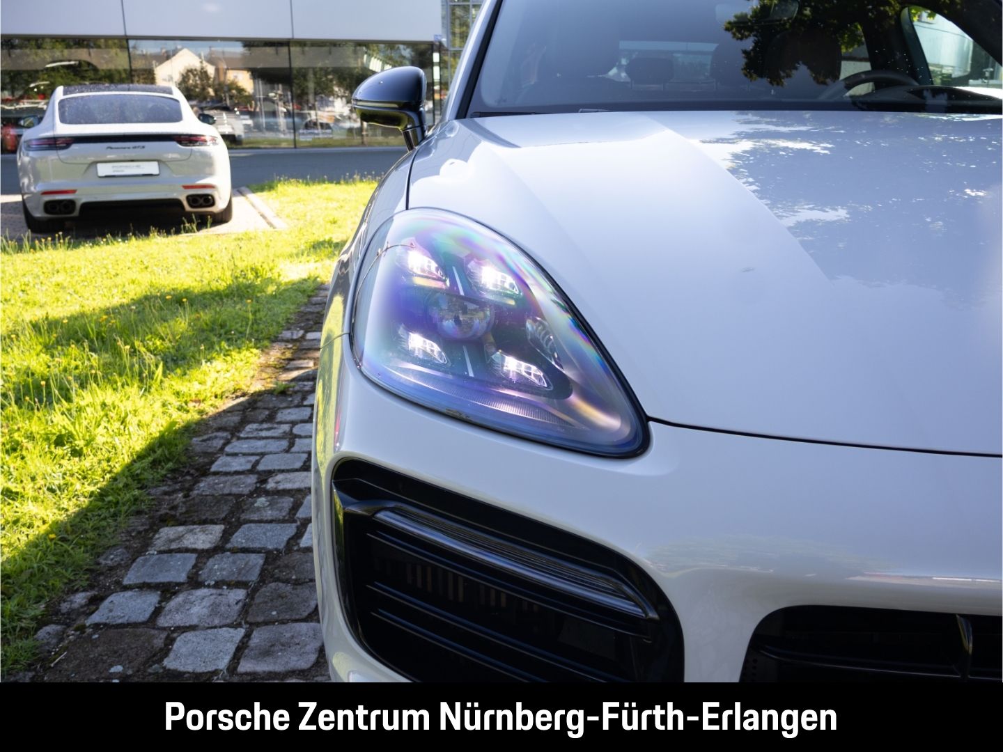 Porsche Cayenne GTS Coupe Luftfeder AHK Standheizung Hea