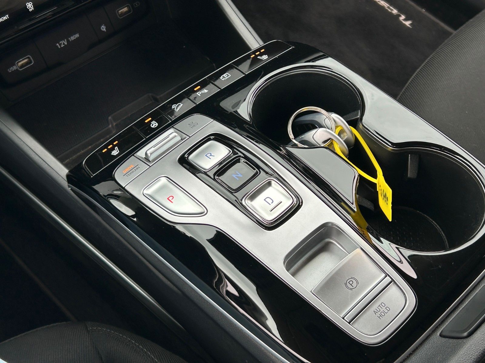 Hyundai TUCSON 1.6 T-GDI PHEV *Navi*ACC*LED*RFKamera*