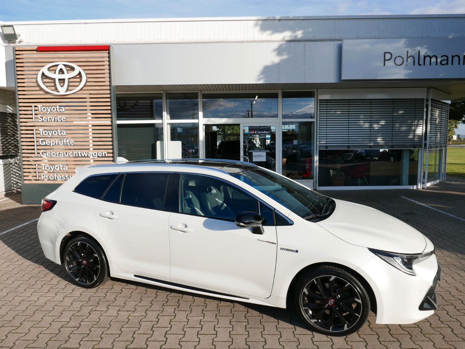 Toyota Corolla Touring Sports Hybrid GR Sport GLASDACH*