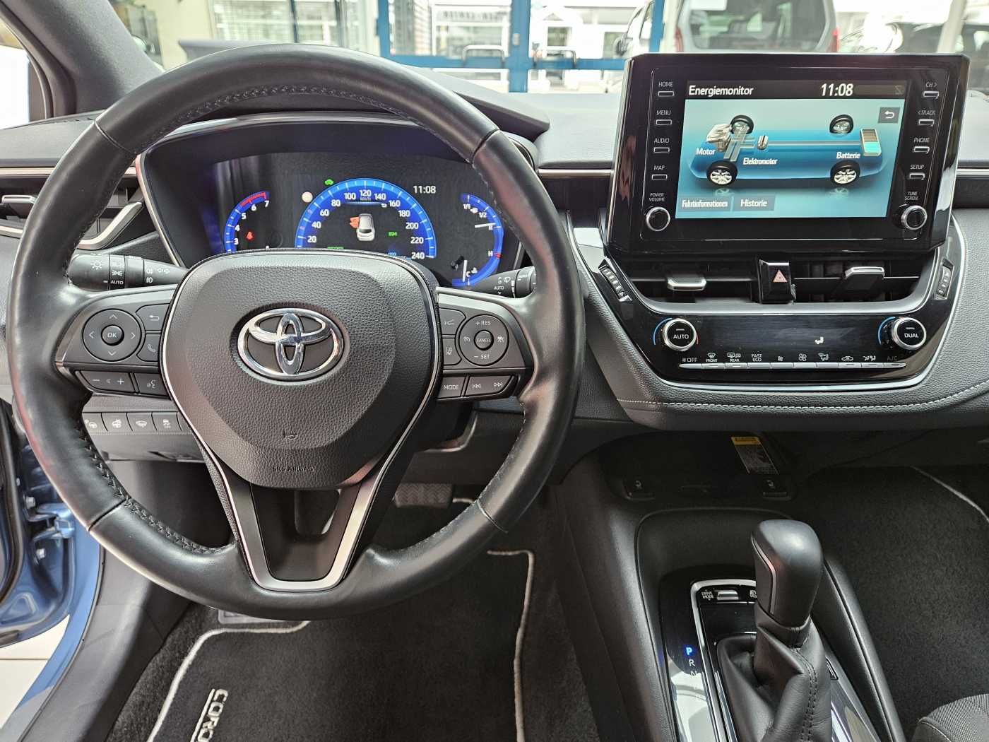 Toyota Corolla Touring Sports 1.8 Hybrid - Samsaru's Car Outlet