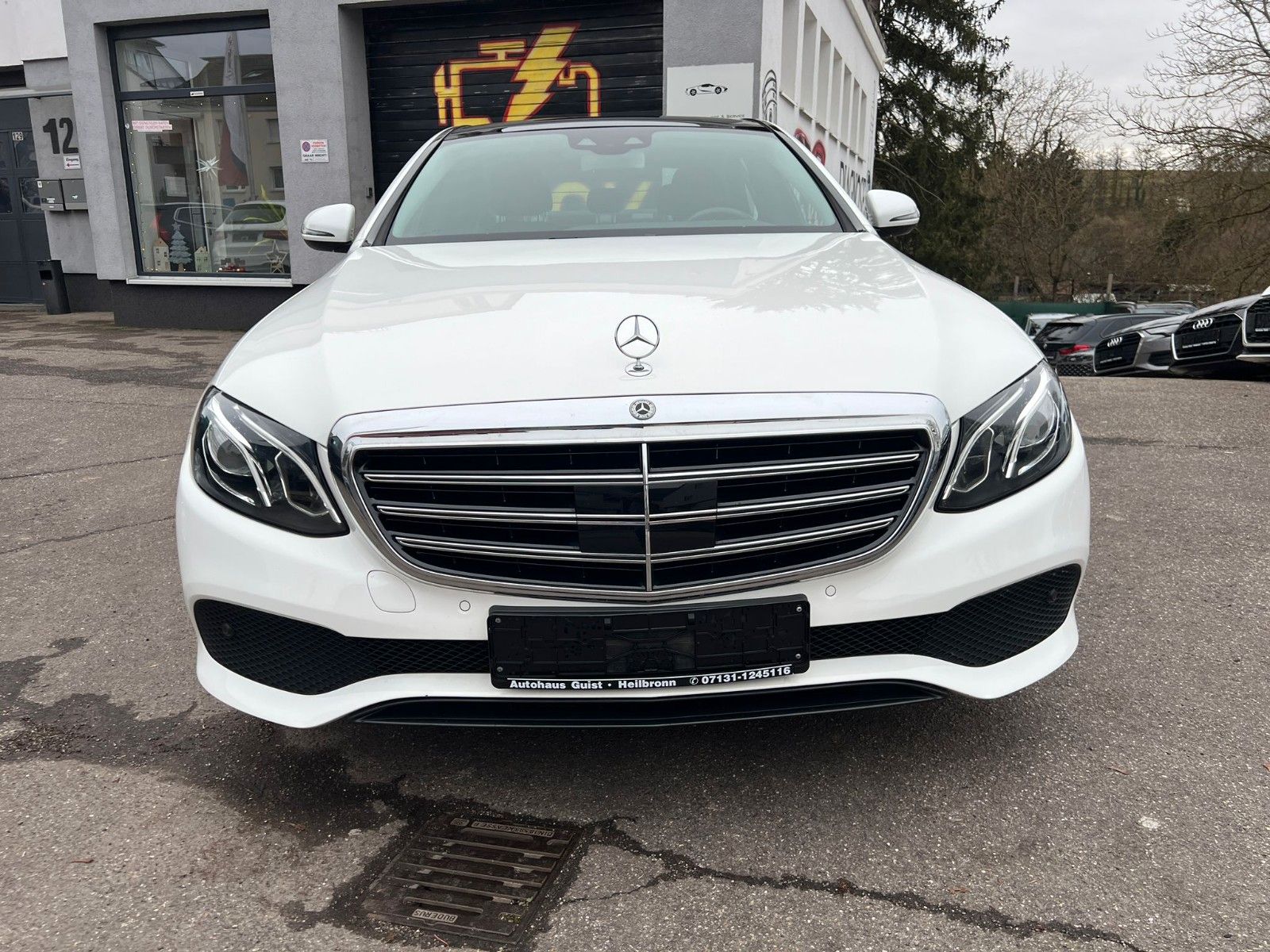 Mercedes-Benz E -Klasse Lim. E 300 de - Samsaru's Car Outlet