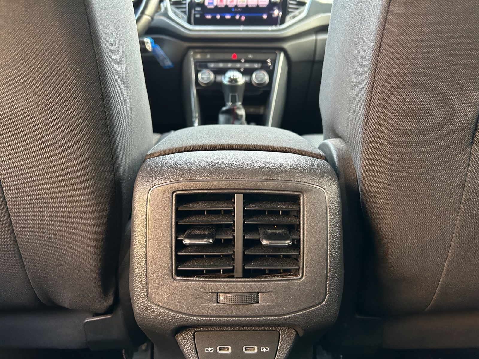 Volkswagen T-Roc TSI Sport R-Line - Samsaru's Car Outlet