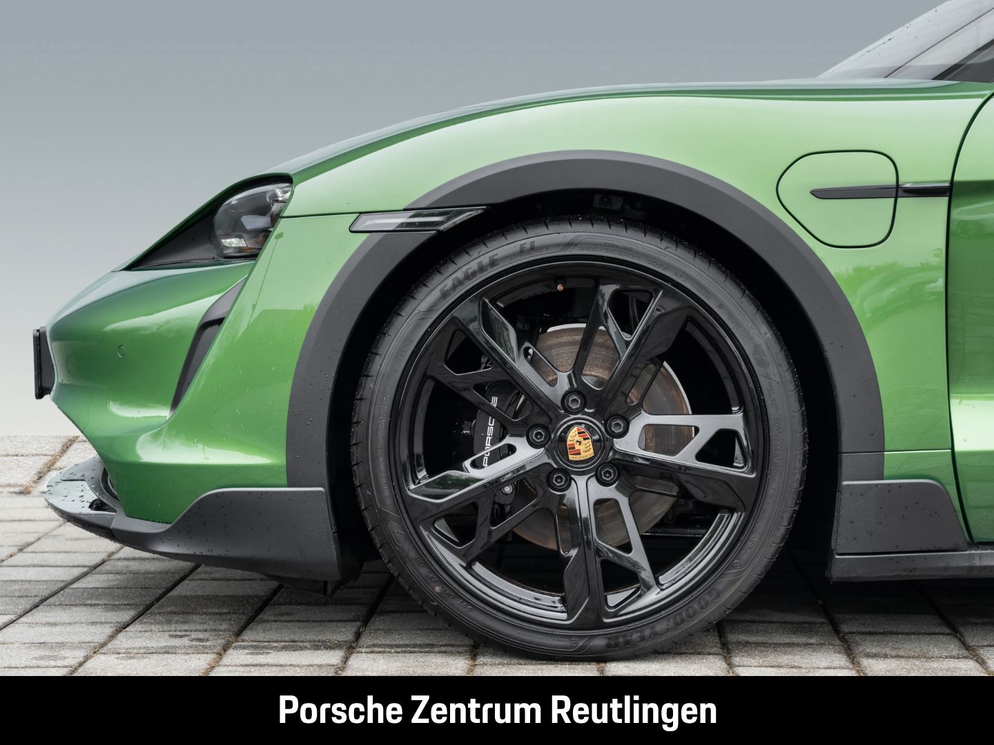 Porsche Taycan 4S Cross Turismo Burmester Surround-View