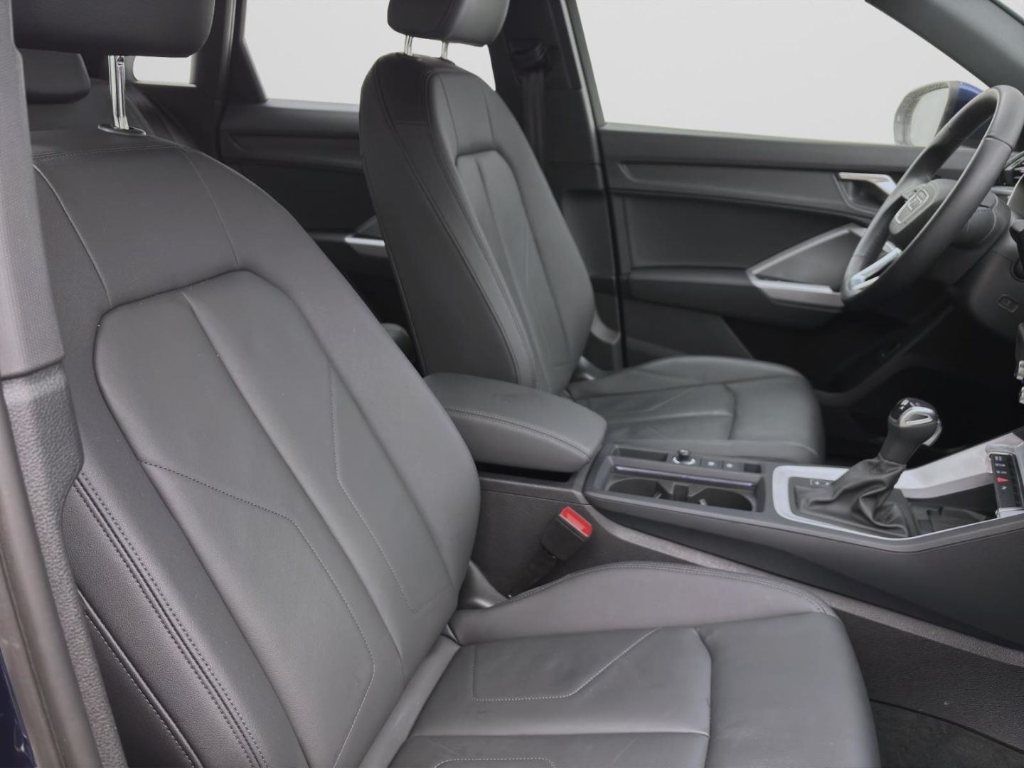 Audi Q3 40 TDI Q ADVANCED - Samsaru's Car Outlet