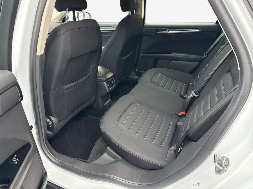 Ford Mondeo Turnier 2.0 Ti-VCT Hybrid Trend - Samsaru's Car Outlet
