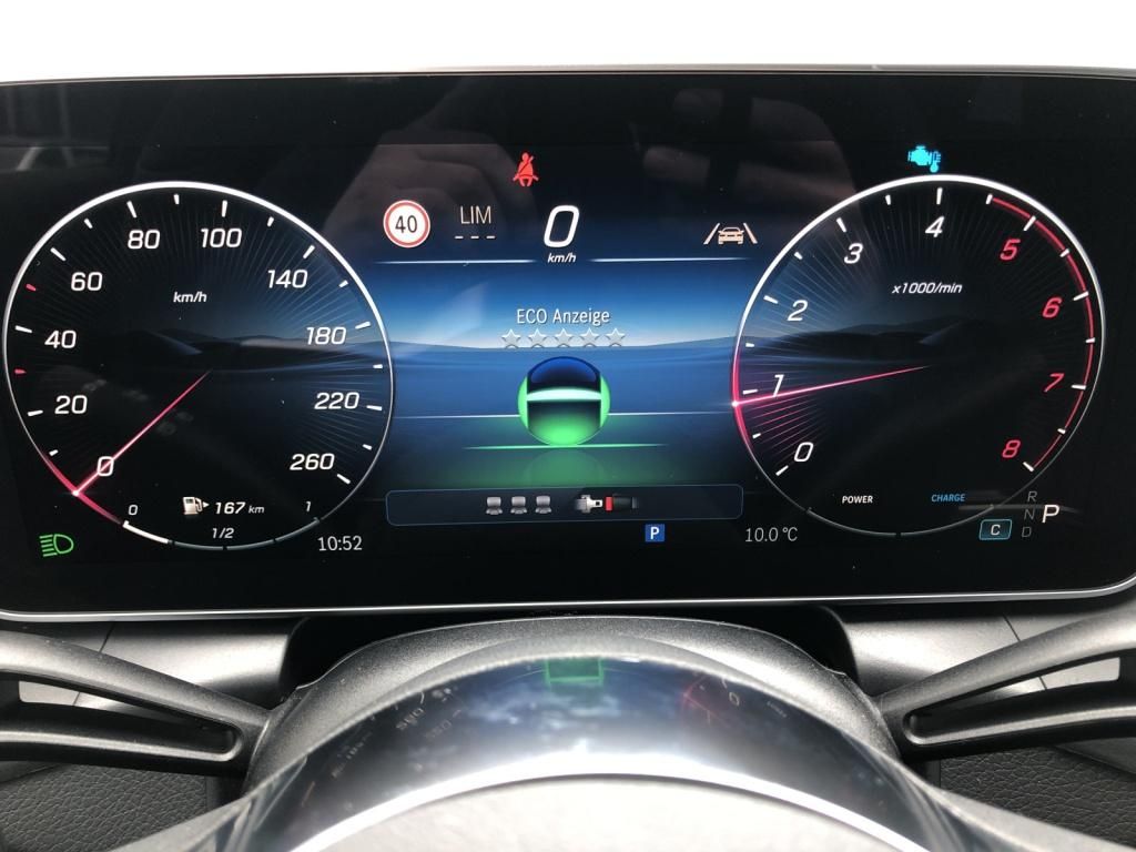 Mercedes-Benz GLC 200 4MATIC Avantgarde - Samsaru's Car Outlet