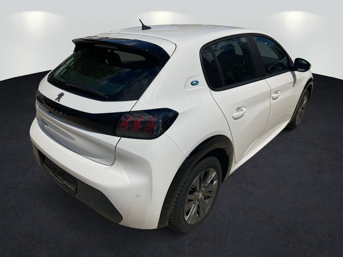 Peugeot 208 e- Elektro 136 Active - Samsaru's Car Outlet