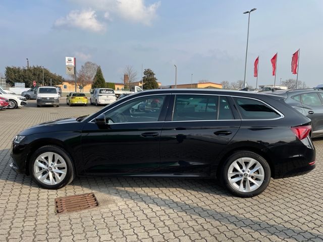 Skoda Octavia Combi Style First Edition 2.0 TDI - Samsaru's Car Outlet