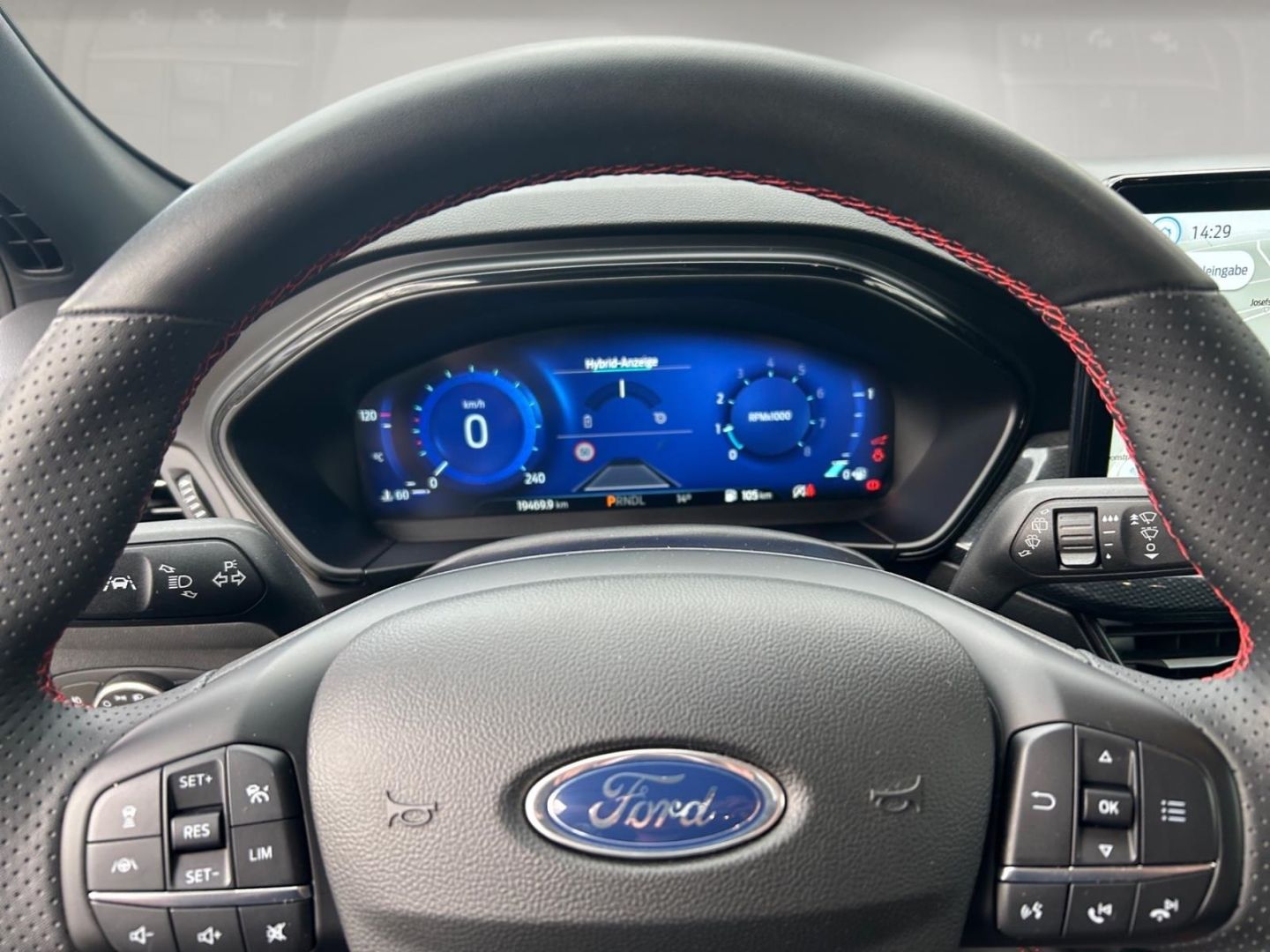 Ford Focus ST-Line X Turnier 1,0l EcoBoost AT AHK-abn