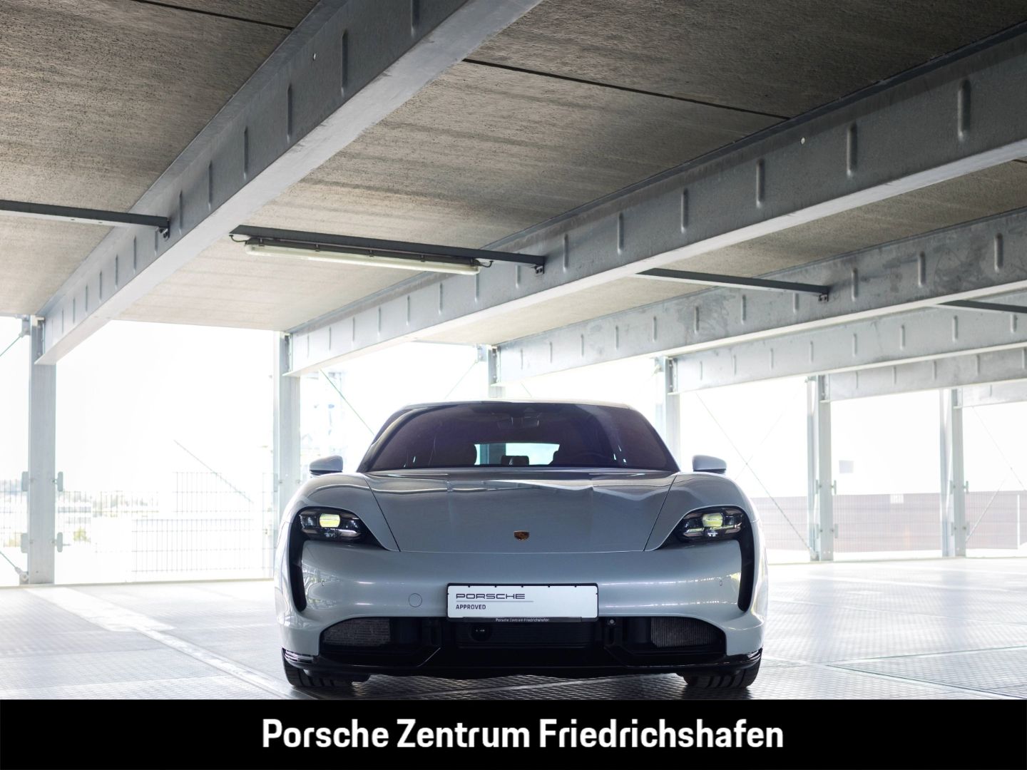 Porsche Taycan Turbo S Sport Turismo Burmester InnoDrive