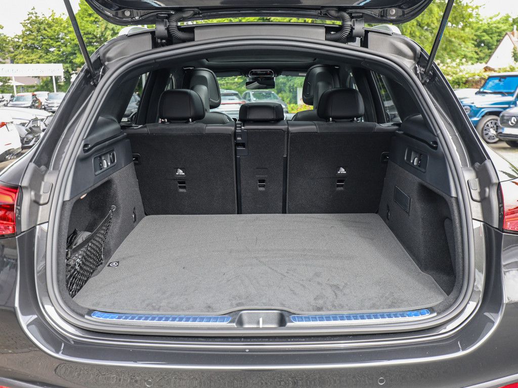 Mercedes-Benz GLC 220 d 4M Edition AMG Line AHK Abstandstemp.