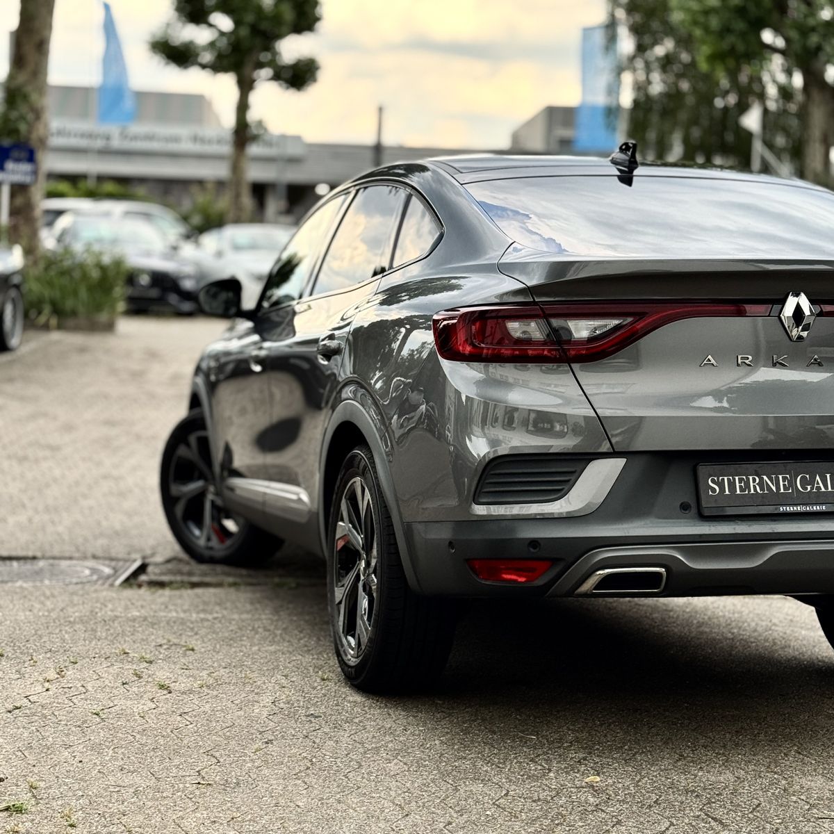 Renault Arkana RS - Samsaru's Car Outlet