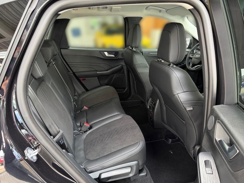 Ford Kuga 2.5 Duratec PHEV ACTIVE X HUD LED AHK Shz.
