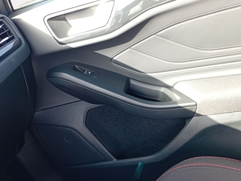 Ford Focus 1.0 EcoBoost Hybrid Aut. ST-LINE X