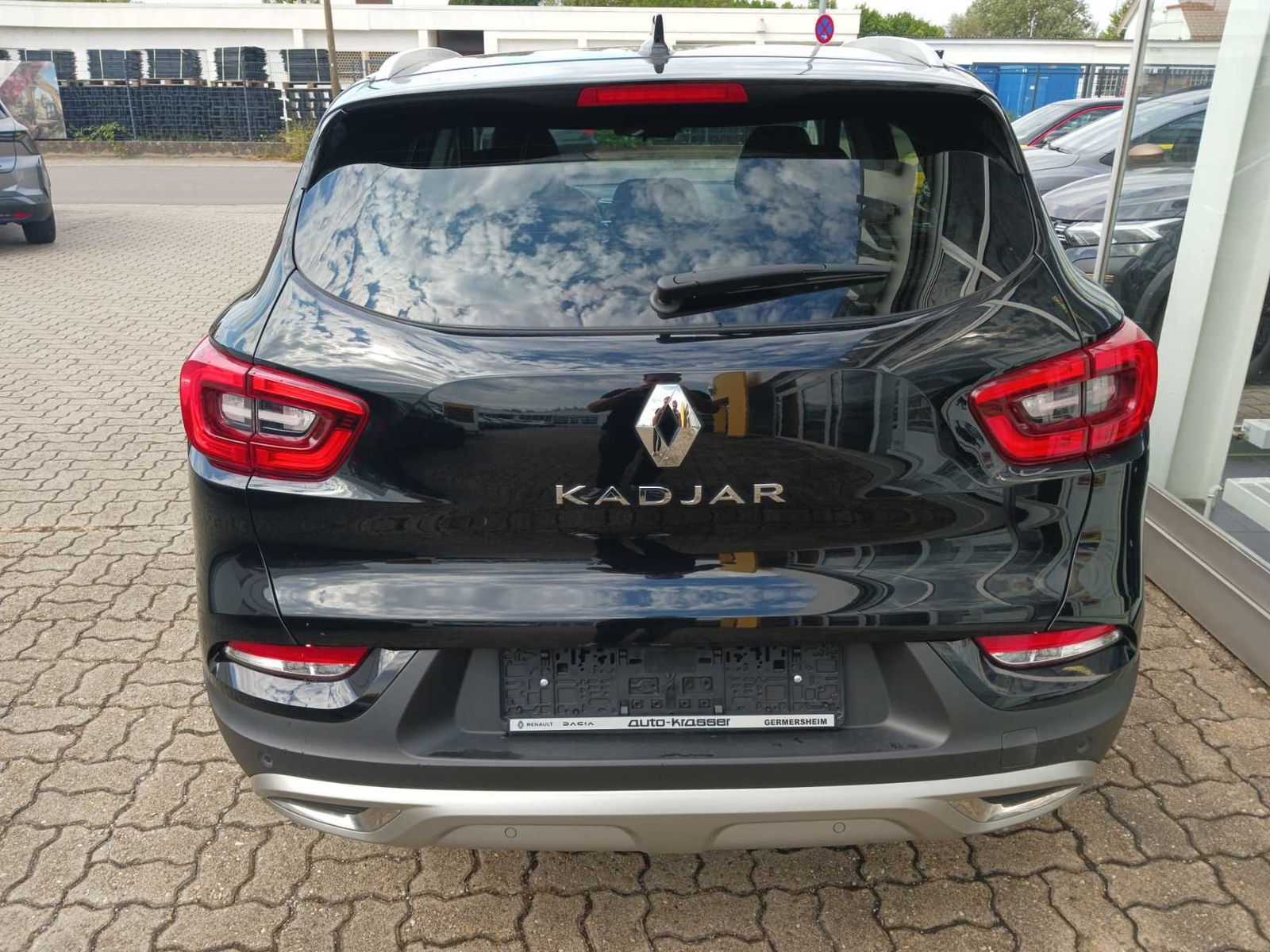 Renault Kadjar LIMITED - Samsaru's Car Outlet