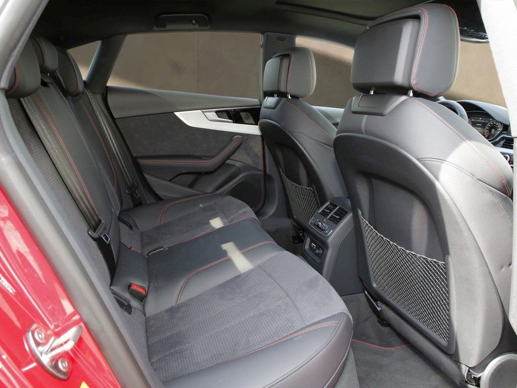 Audi A5 Sportback 45 TFSI S line Competition Pano AHK