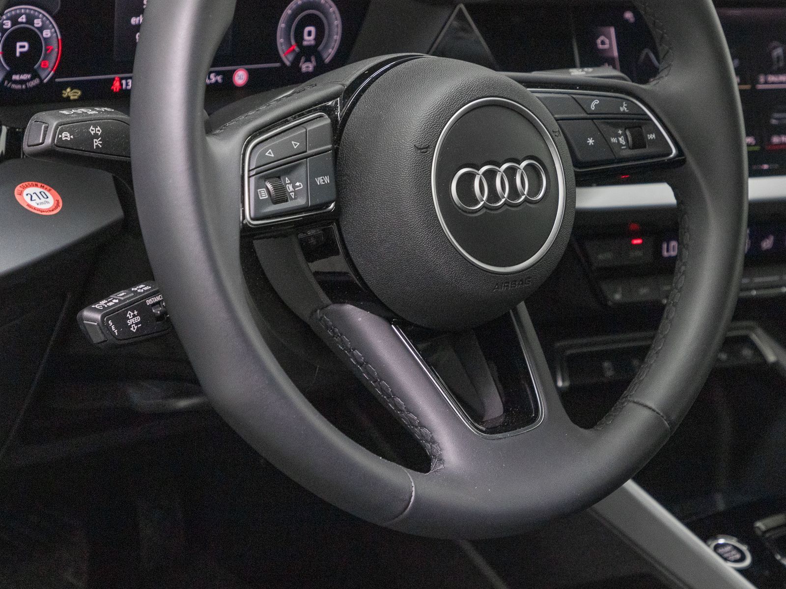 Audi A3 Limo 30 TFSI ADVANCED - Samsaru's Car Outlet