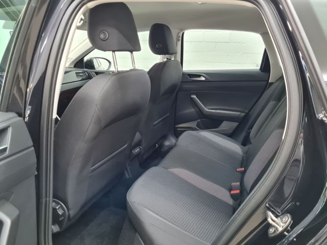 Volkswagen Taigo 1.0 TSI Life - Samsaru's Car Outlet
