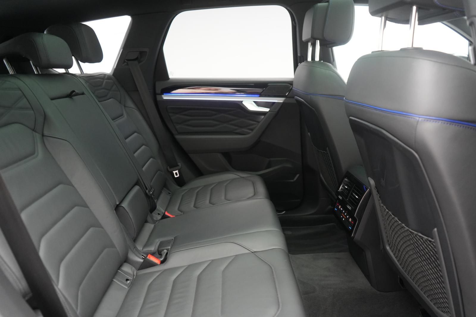 Volkswagen Touareg R 3.0 V6 e-Hybrid 4Motion Leder/ACC/Kame