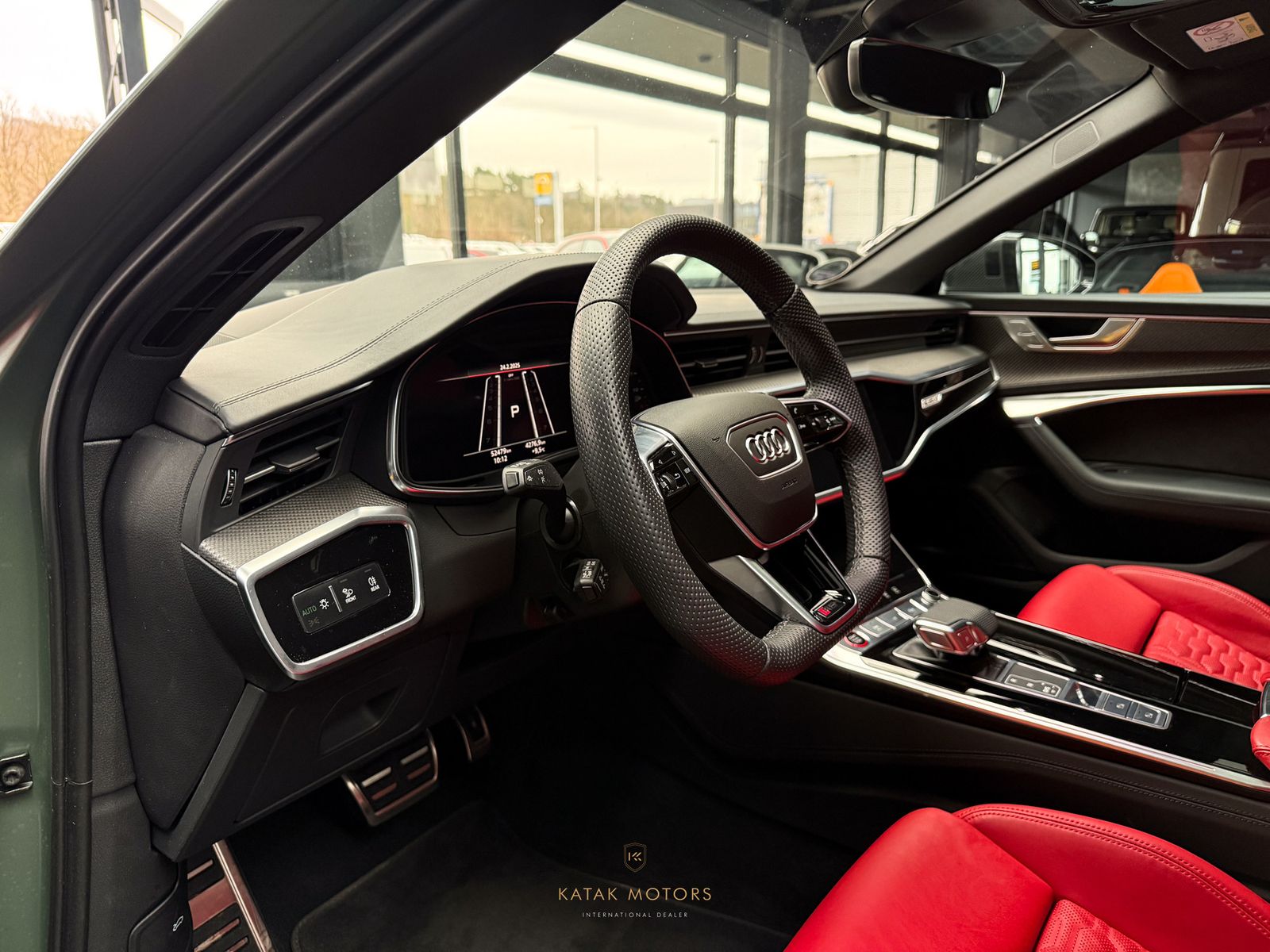 Audi RS6 PERFORMA/FULLCARBON/DYNAMIK+/PANO/B&O/HEADUP