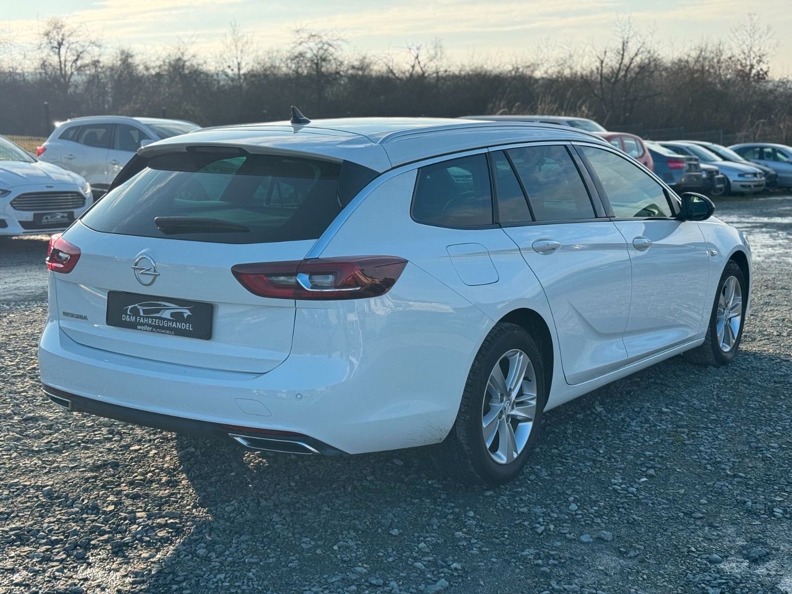 Opel Insignia Sports Tourer Elegance 2.0D - Samsaru's Car Outlet