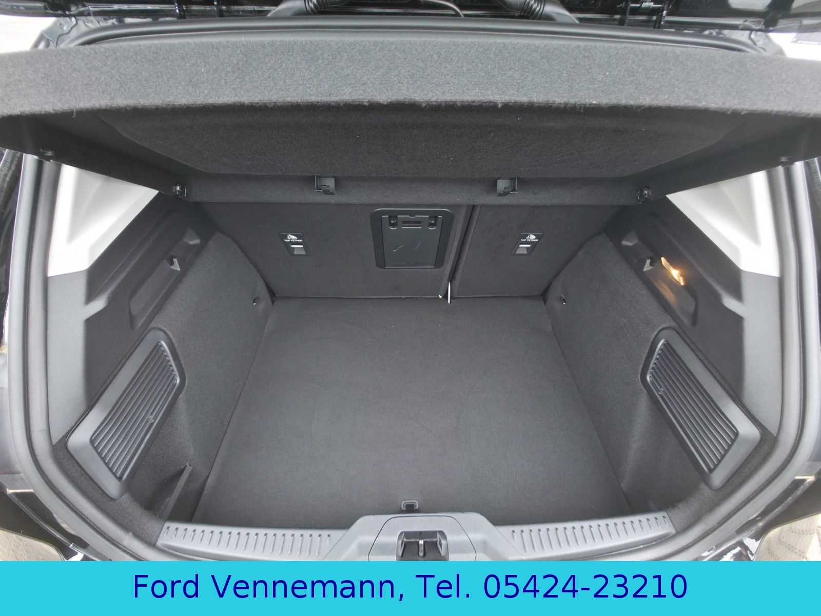 Ford Focus 1.0 EB Lim. Active X*B&O*4.J.FGS