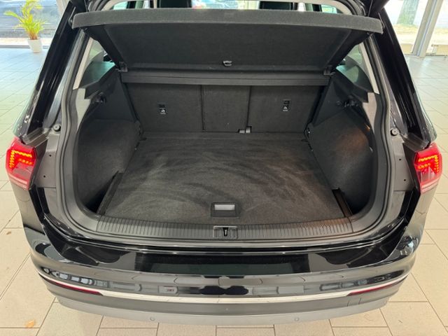 Volkswagen Tiguan Highline TSI DSG 4Motion AHK LED NAVI PDC
