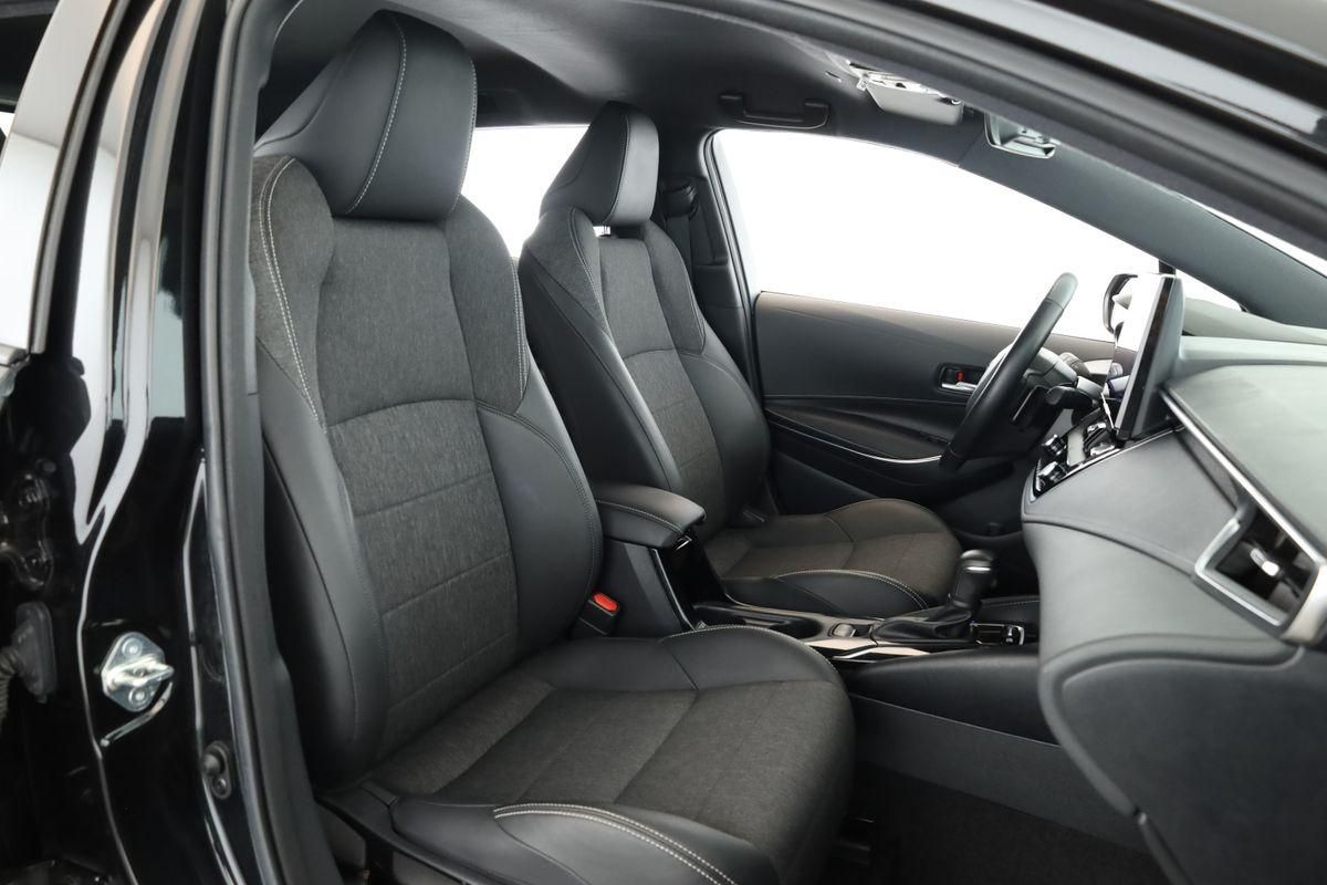 Toyota Corolla Touring Sports 2.0 CVT Team D Navi Kam
