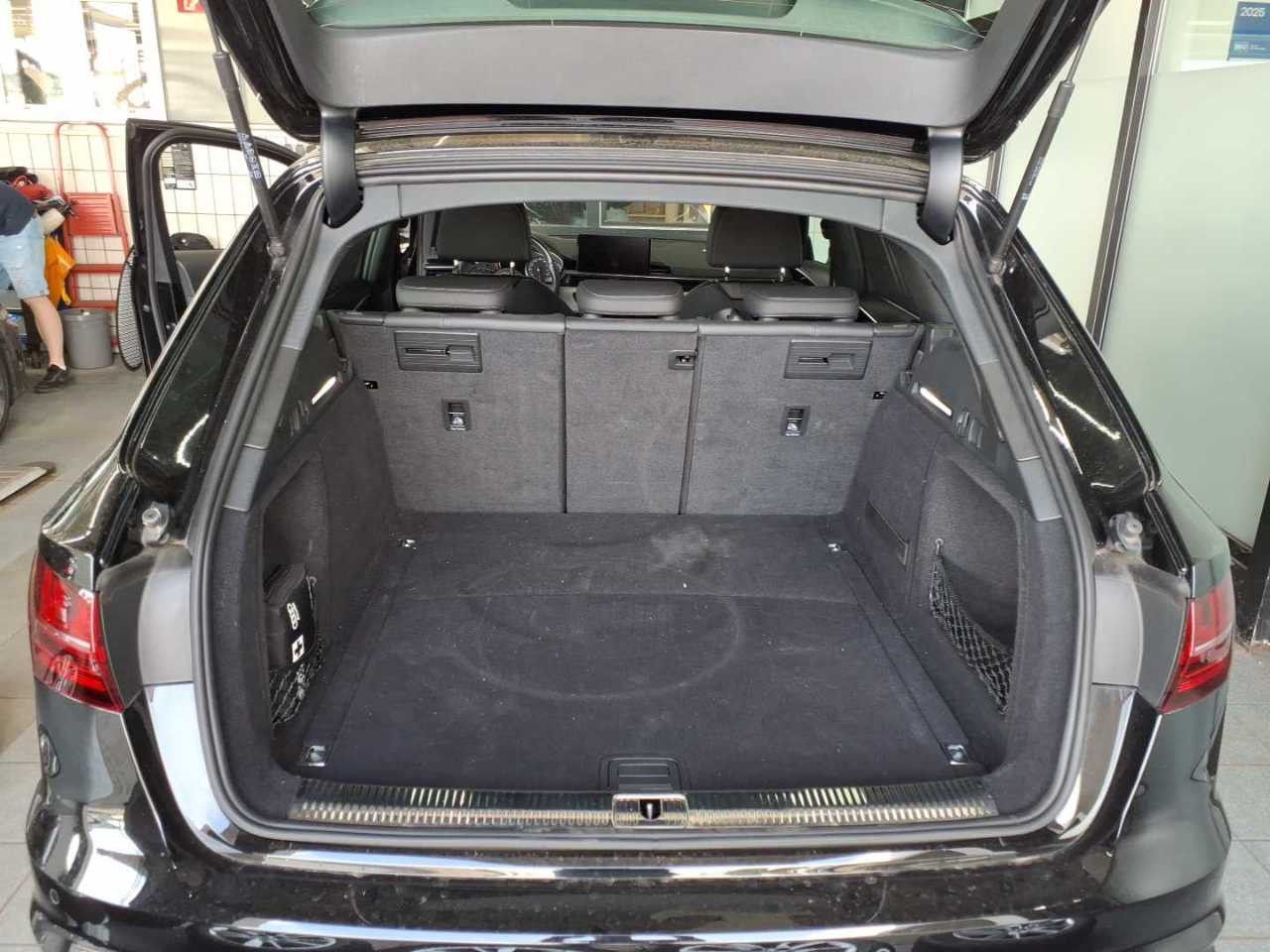 Audi A4 Avant S line 35 TDI - Samsaru's Car Outlet