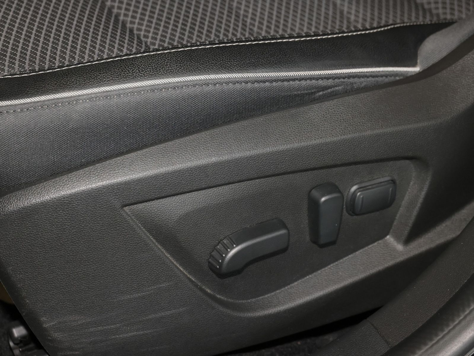 Renault Arkana Techno E-Tech+Full Hybrid 145 - Samsaru's Car Outlet