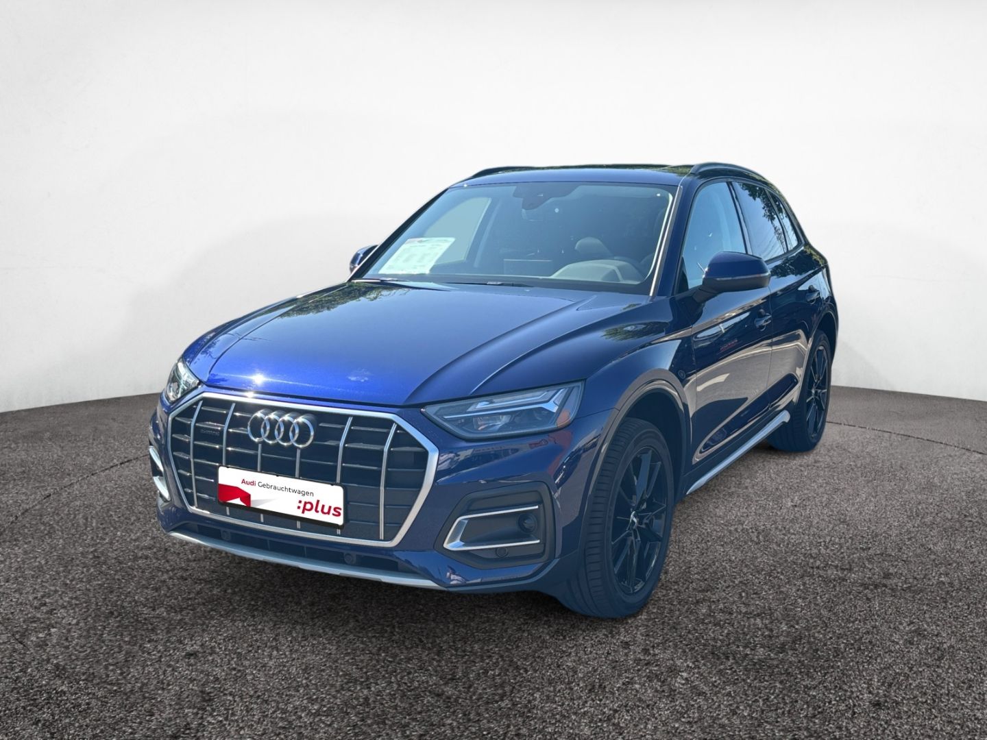 Audi Q5 40 TDI quattro Advanced - Samsaru's Car Outlet