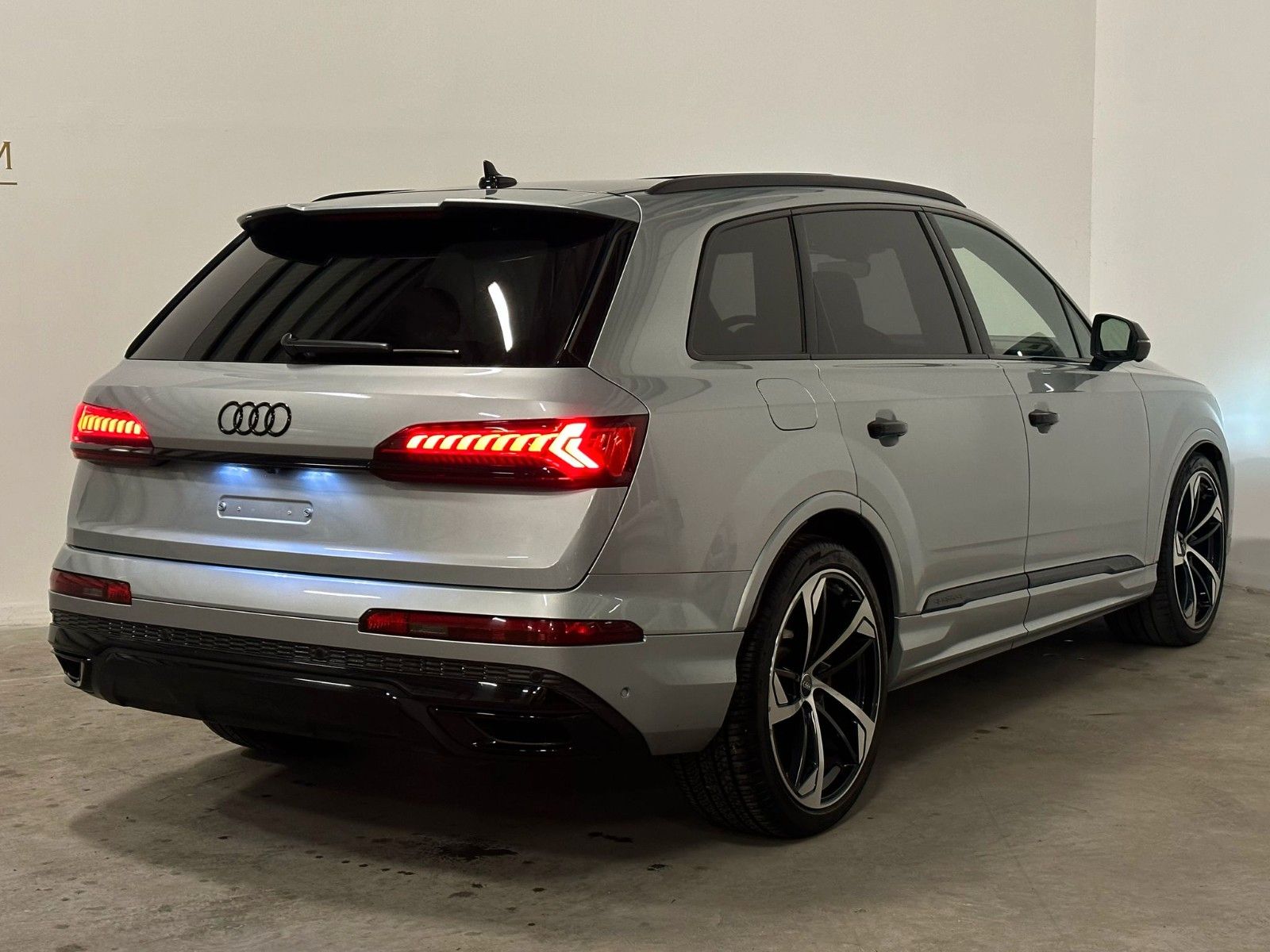 Audi Q7 55 TFSI quattro 3x Sline Matrix 360°HUD Pano