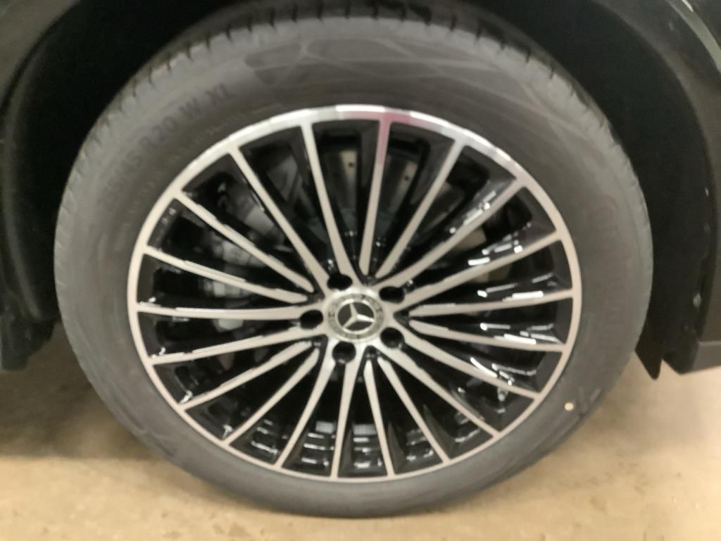 Mercedes-Benz GLC 220 d 4MATIC AMG - Samsaru's Car Outlet