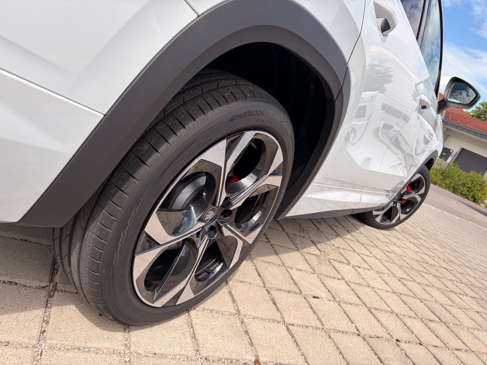 Skoda Kodiaq 2.0 TSI 195 kW 4x4 RS 20Z*AHK*HUD*ACC*DCC