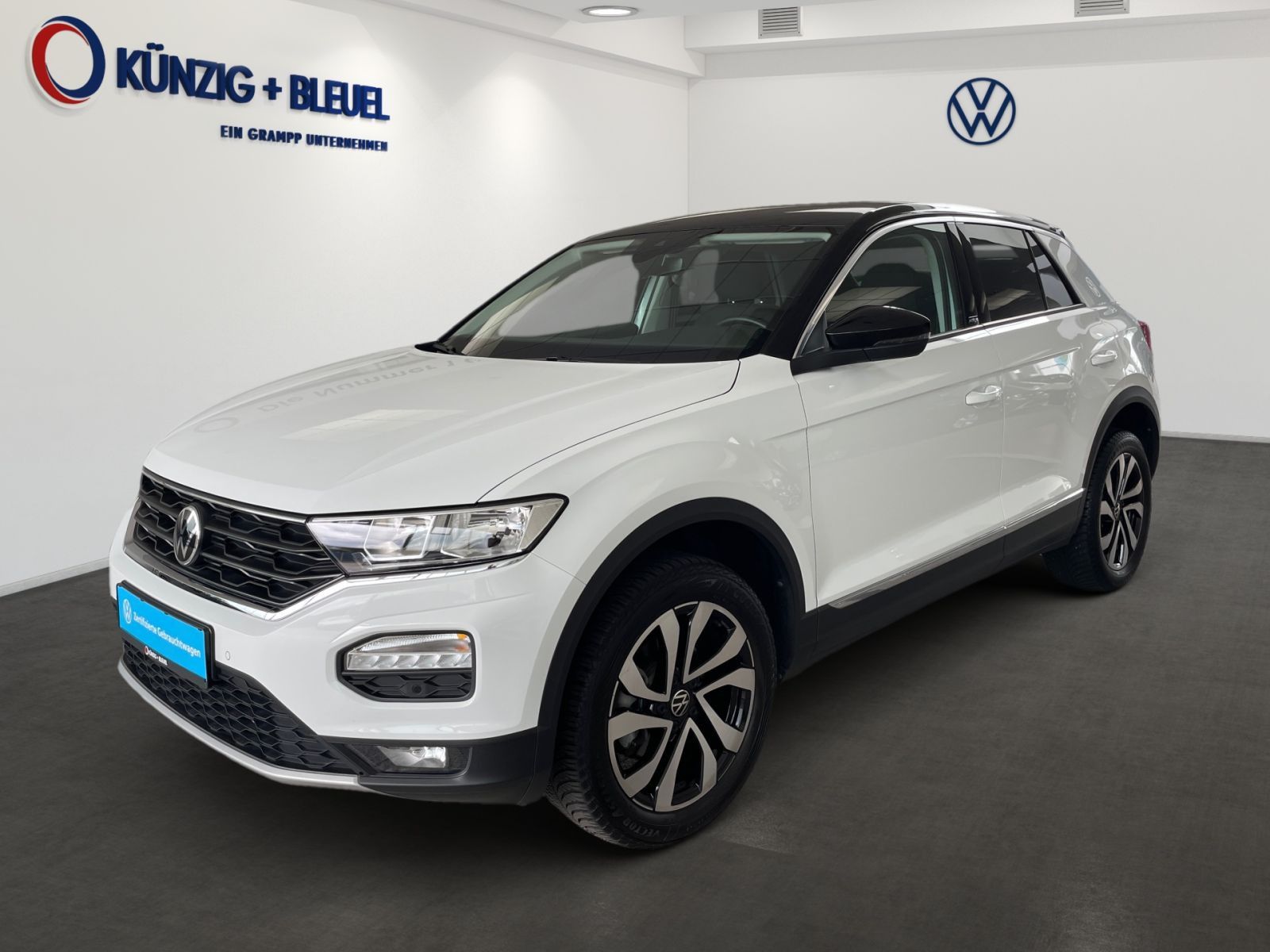 Volkswagen T-Roc 1.5 TSI Active - Samsaru's Car Outlet