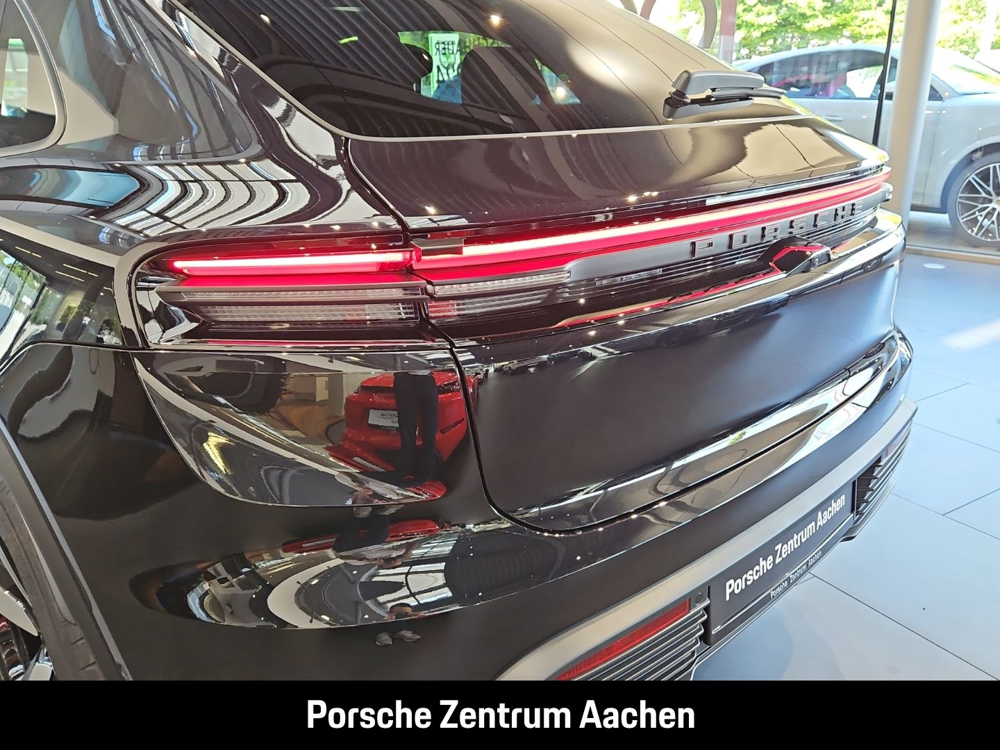Porsche Macan 4 BOSE Surround View LED-Matrix