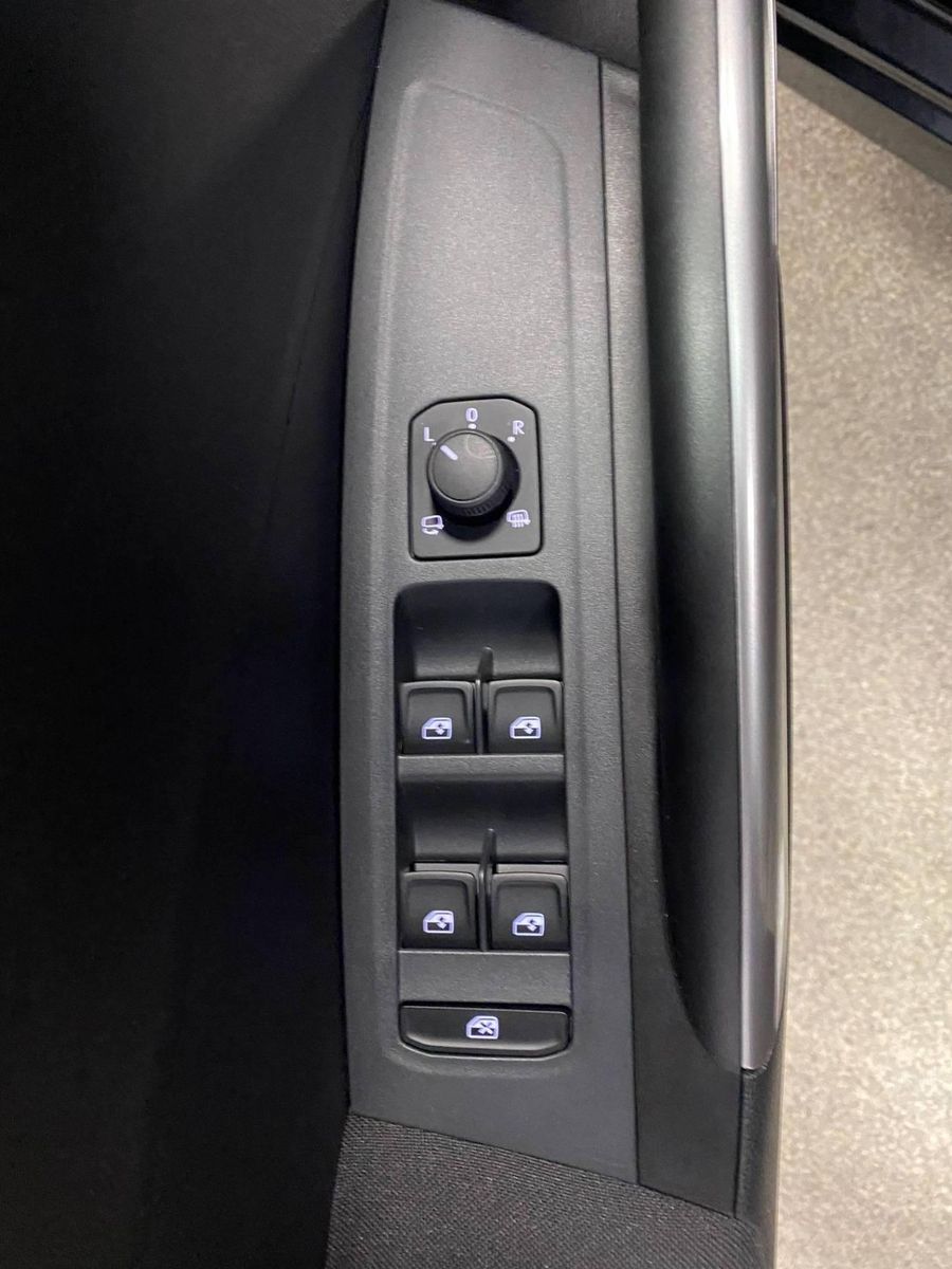 Skoda Fabia 1.0 TSI  DSG 130 Top Selection+ACC+TOTWINK