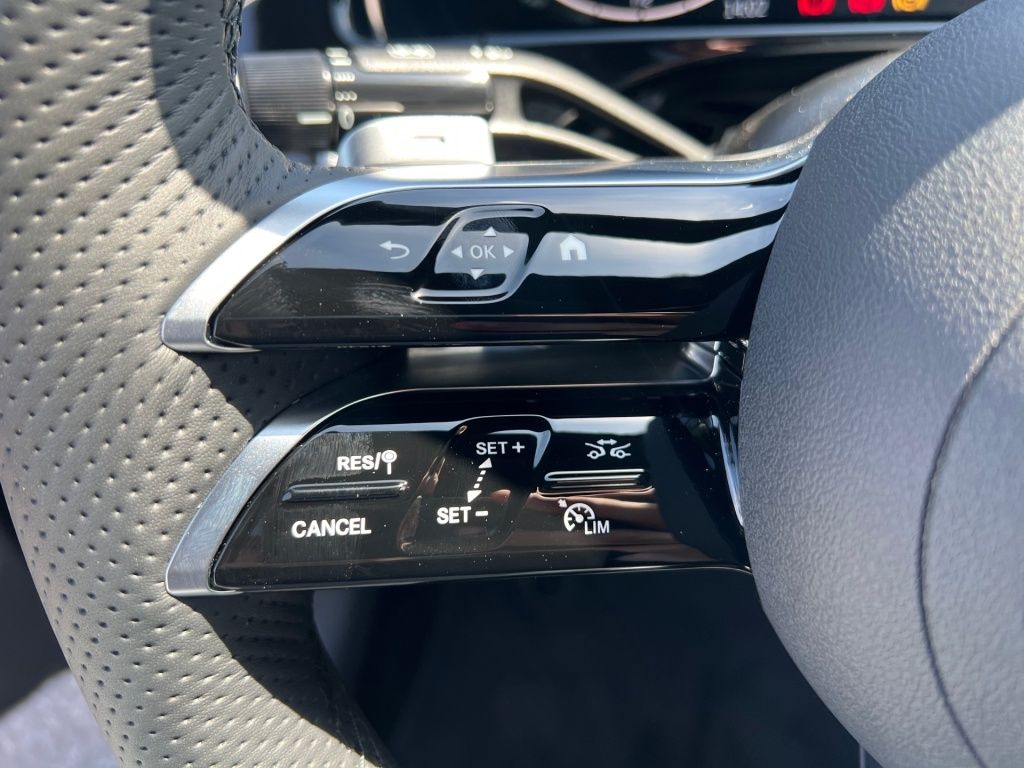 Mercedes-Benz E 450 d 4M AMG*Night*AHK*StdHzg*HUD*Pano*Burme.